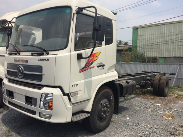 xe20dongfeng2092c320tan20chassi