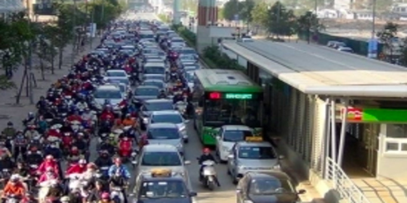10km-di-xe-may-bao-nhieu-phut