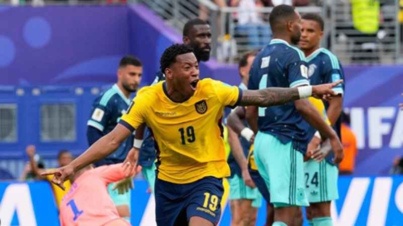 cau-thu-gonzalo-plata-vien-ngoc-tho-ecuador-1