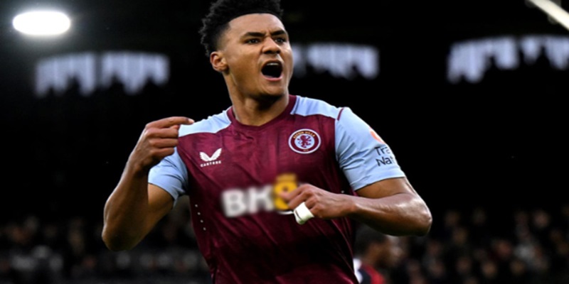 cau-thu-ollie-watkins-hanh-trinh-vuon-toi-dang-cap-tien-dao