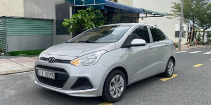 gia-xe-i10-cu