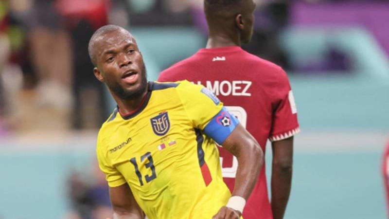 tim-hieu-cau-thu-enner-valencia