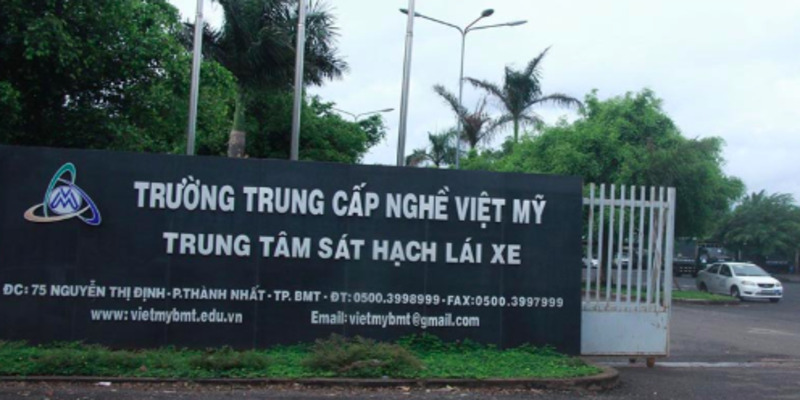 trung-tam-sat-hach-lai-viet-my