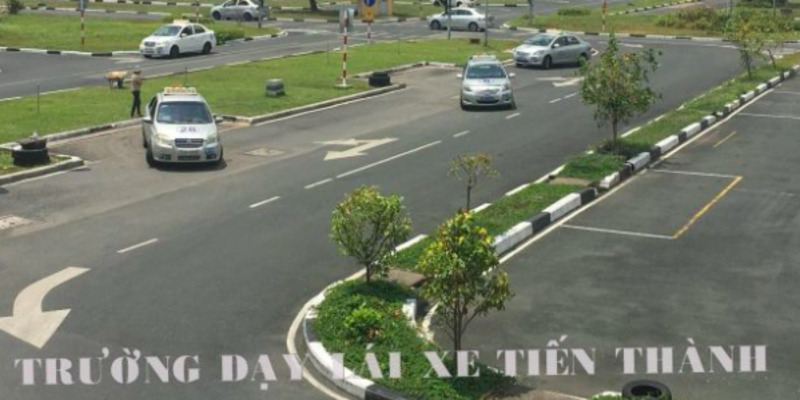 trung-tam-sat-hach-lai-xe-tien-thanh-2