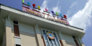 truong-day-lai-xe-quan-khu-7