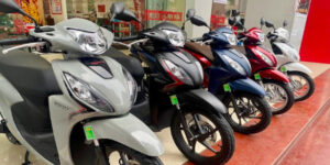 xe-vision-ban-tieu-chuan-co-may-mau-1